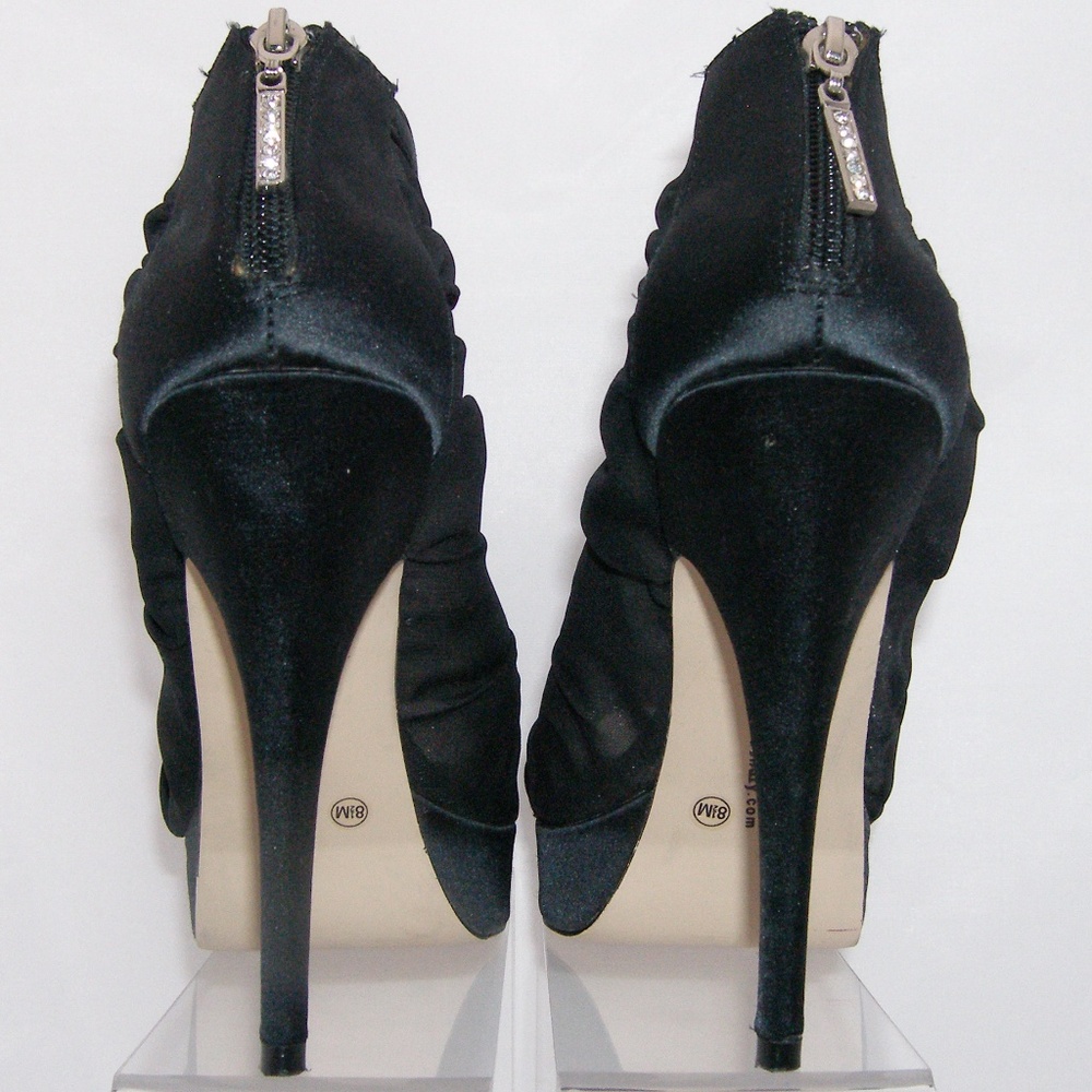 Chinese Laundry 'Hide and Seek' mesh platform 8.5M - Picture 5 of 8